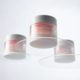 The Nine Aurora Lucis Nurturing Day Cream — macro detail shot 1, original photoshoot
